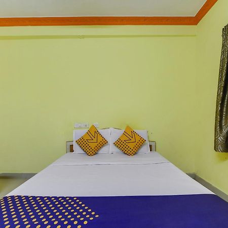 Spot On 75475 Cn Guest House Chennai Eksteriør billede