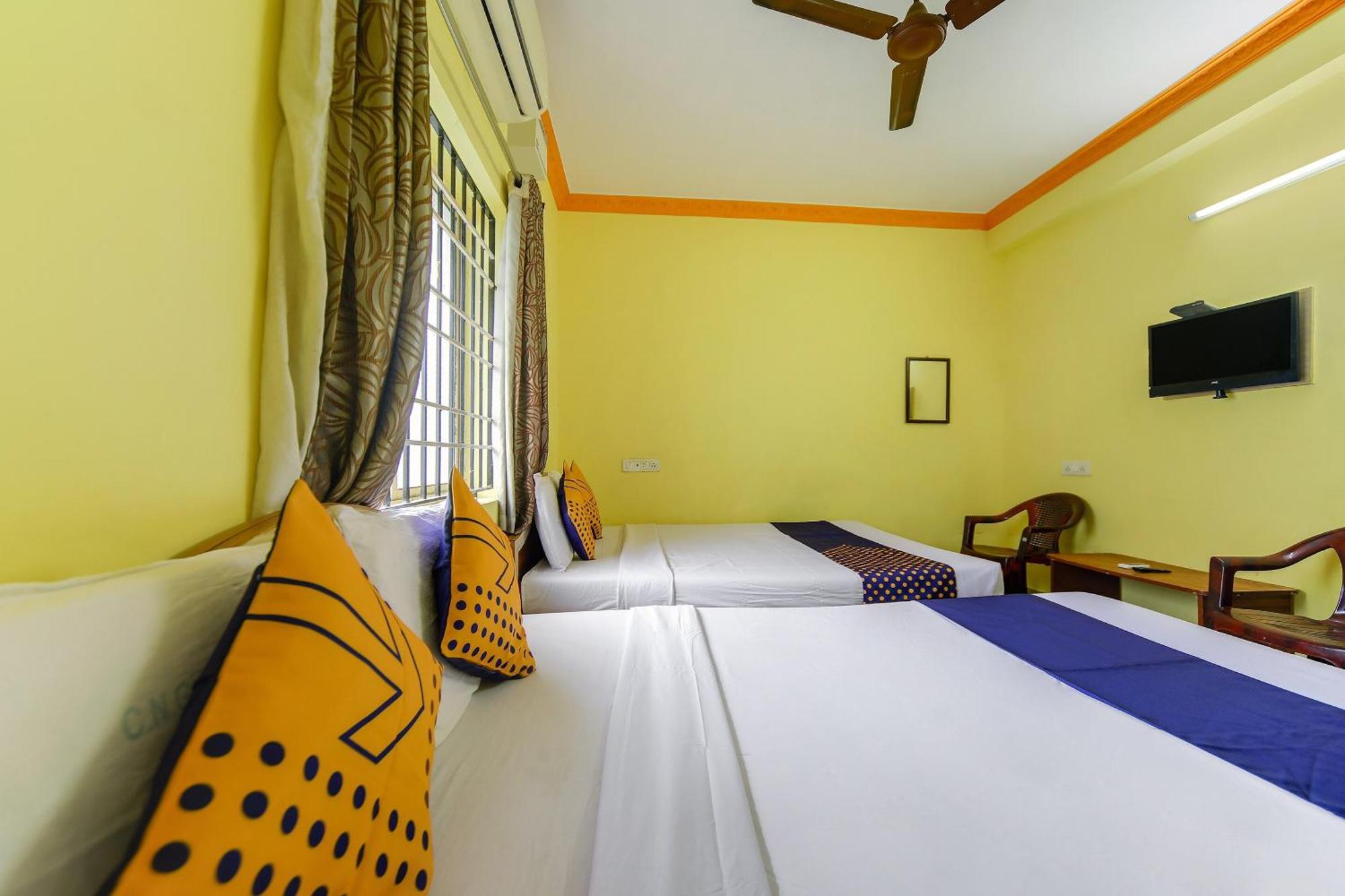 Spot On 75475 Cn Guest House Chennai Eksteriør billede